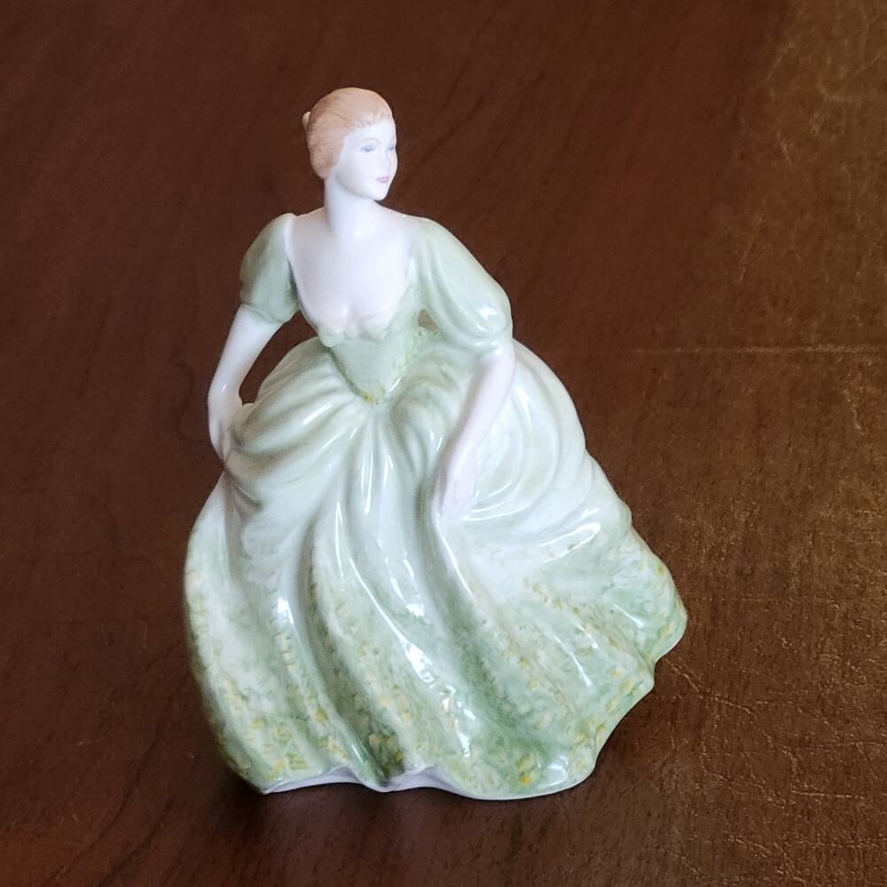 Vintage Coalport JENNIFER Figurine Woman in Green Dress Bone China England Made